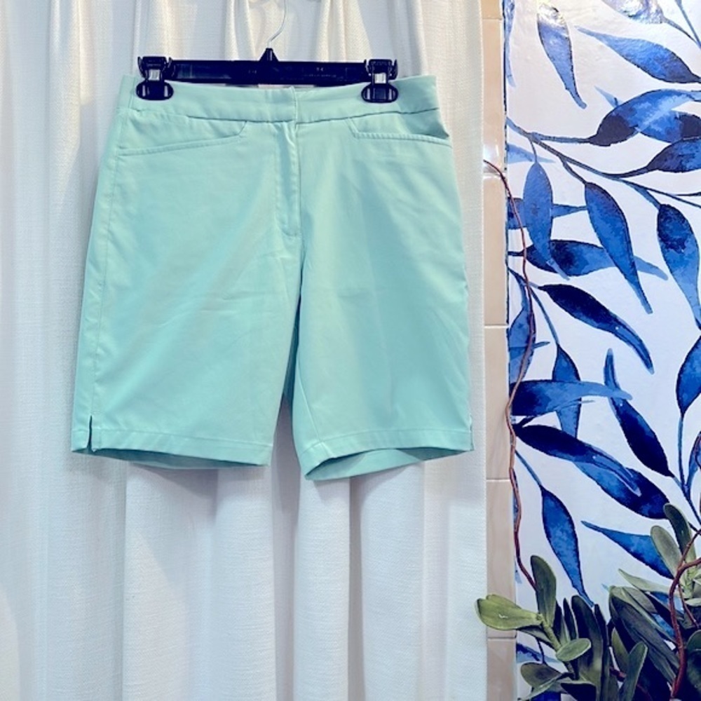 Women’s Puma Light Green Polyester & Shirt Athletic Golf Shorts Size Small